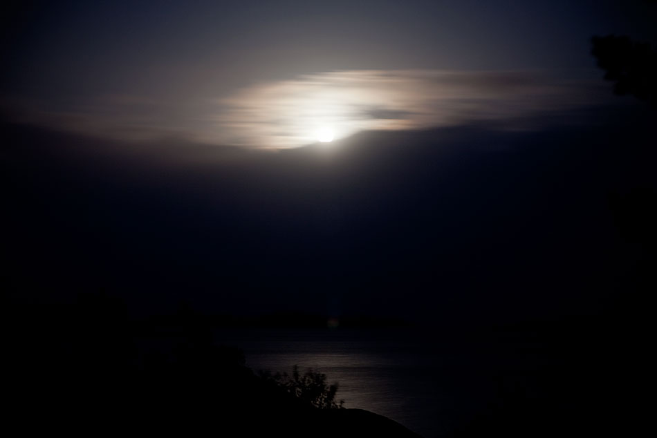 Mondschein auf der Nordsee, gesehen von der Hütte aus. 