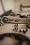 Materialablage in meiner Bikestube. Derzeit liegen verweilen da ein paar ausgebaute Teile vom MBT. Frische Teile gibts am Donnerstag und dann gehts damit wieder ab in den Wald.