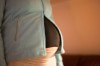 Konstruktionsfehler. Nein, nicht der Bauch. DIE JACKE! Tssss ...