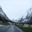 Ich kenne ja beides: den Sommer und den Winter und beide Jahreszeiten unterscheiden sich auch auf der StraÃŸe. Im Winter trifft man wirklich selten andere Autofahrer.